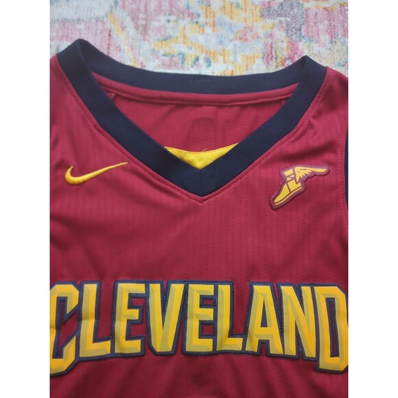 Youth Dwyane Wade #9 Cleveland Cavaliers Nike Jersey Maroon Size L NBA - Picture 3 of 5